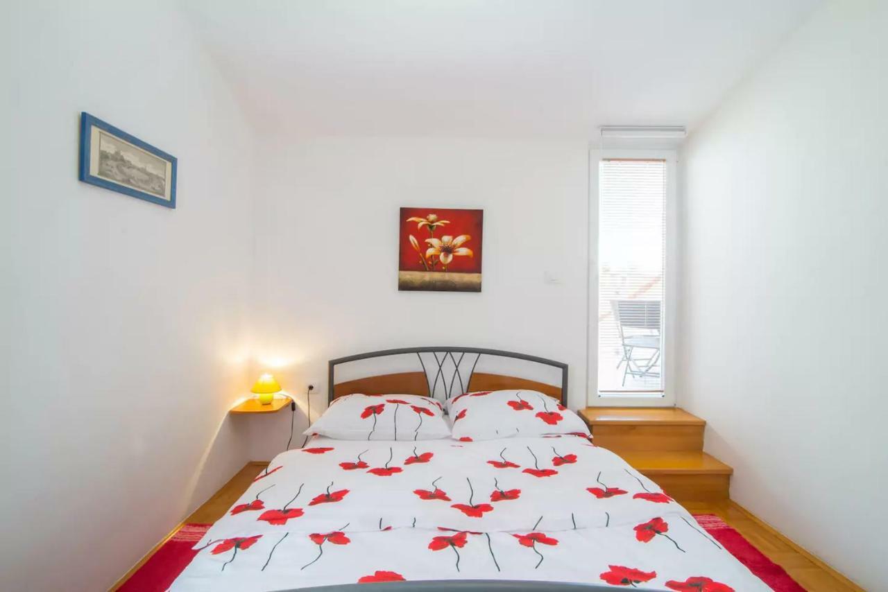Charming Apartment Koper Exterior foto